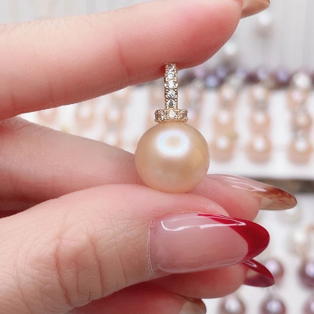 淡水珍珠吊坠(赠链)合金
