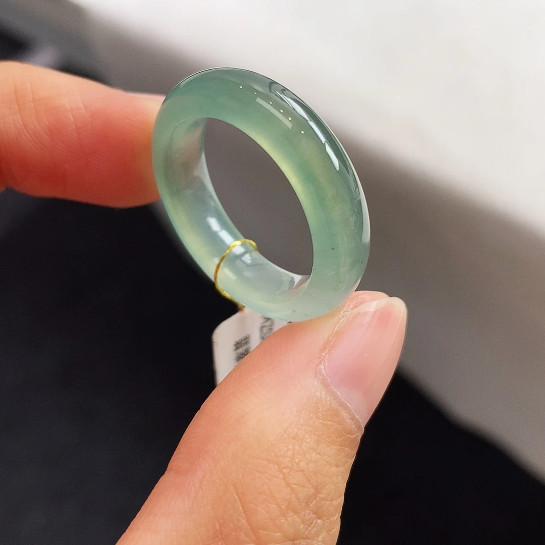 翡翠未镶嵌戒指19号