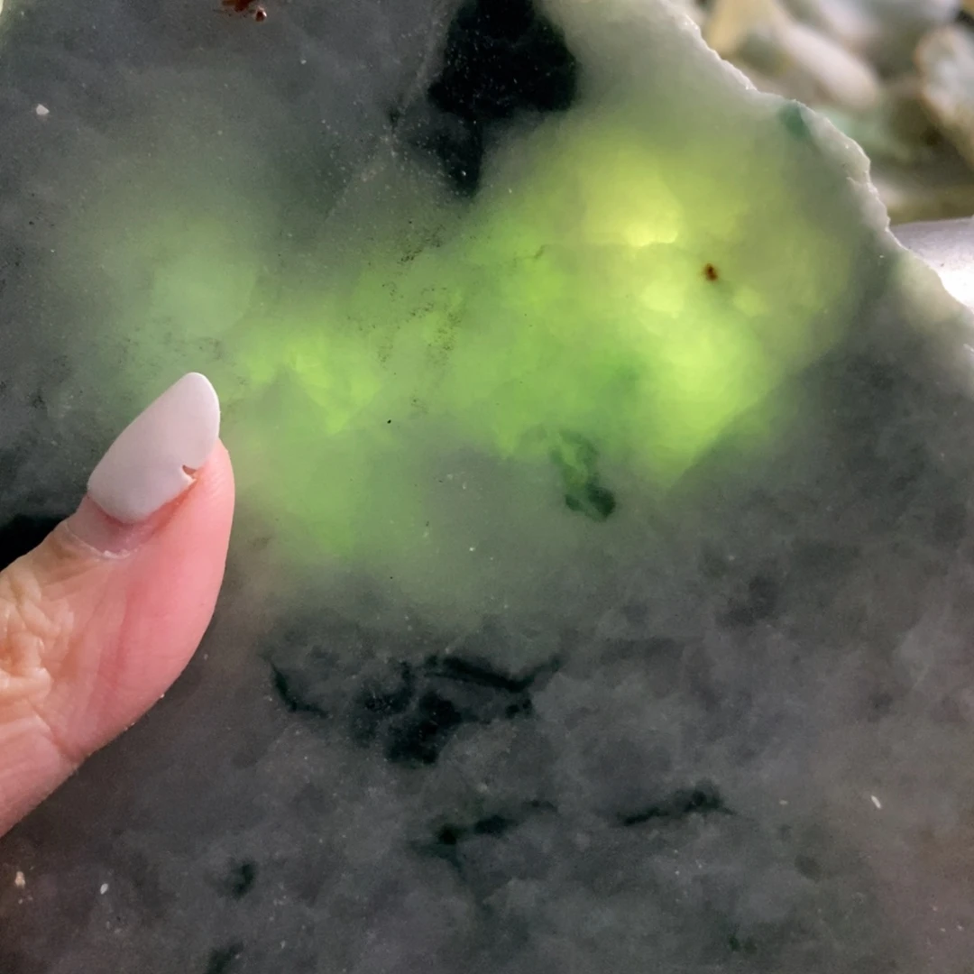 翡翠未镶嵌挂件天然翡翠