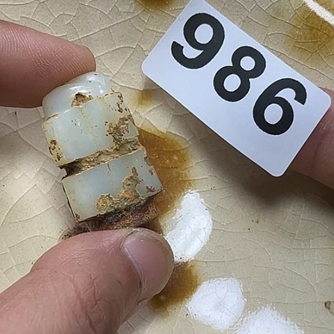 萍***影瓷片瓷器制作过程是根据材料制作