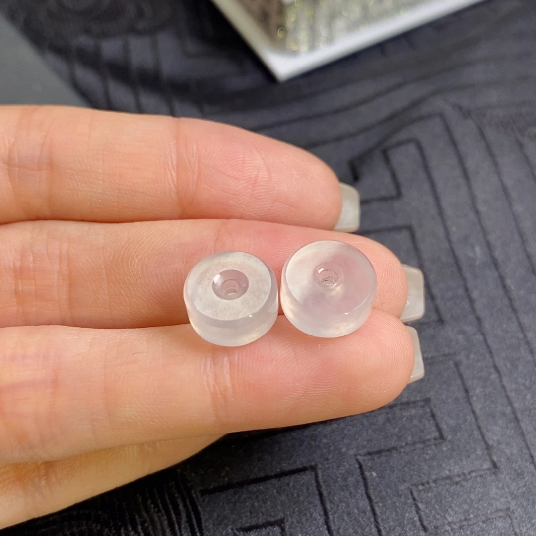 翡翠未镶嵌耳饰高冰小路路通