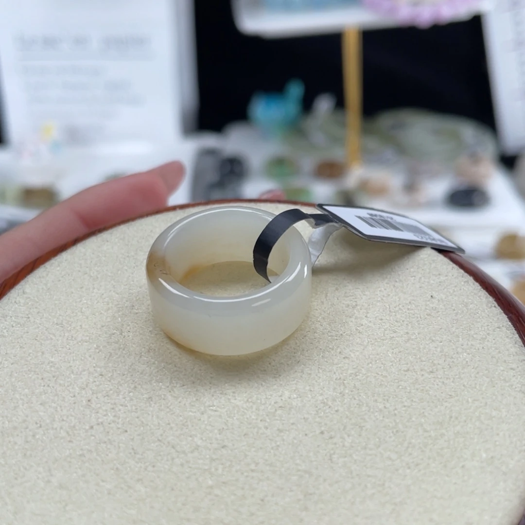 和田玉未镶嵌戒指O17一口糖直切17.3