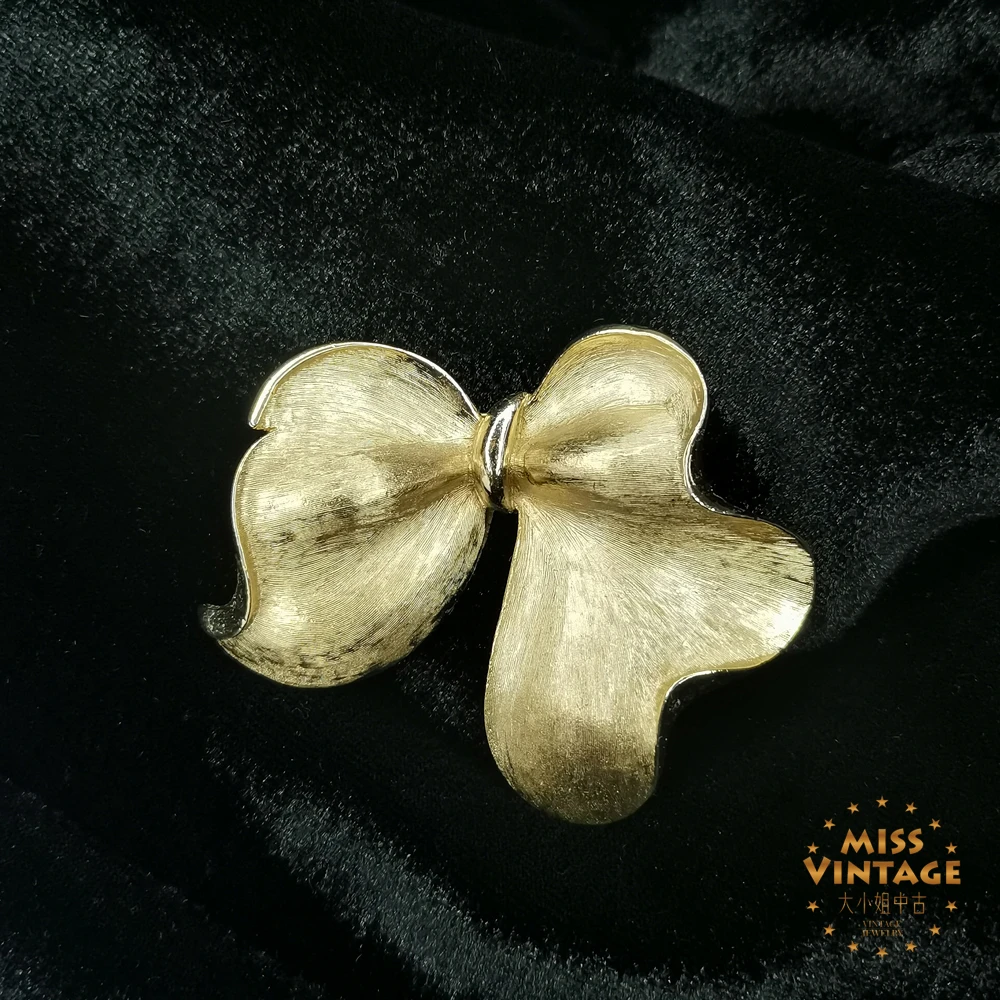 trifari刷金圆叶丝结胸针[2502128-051]