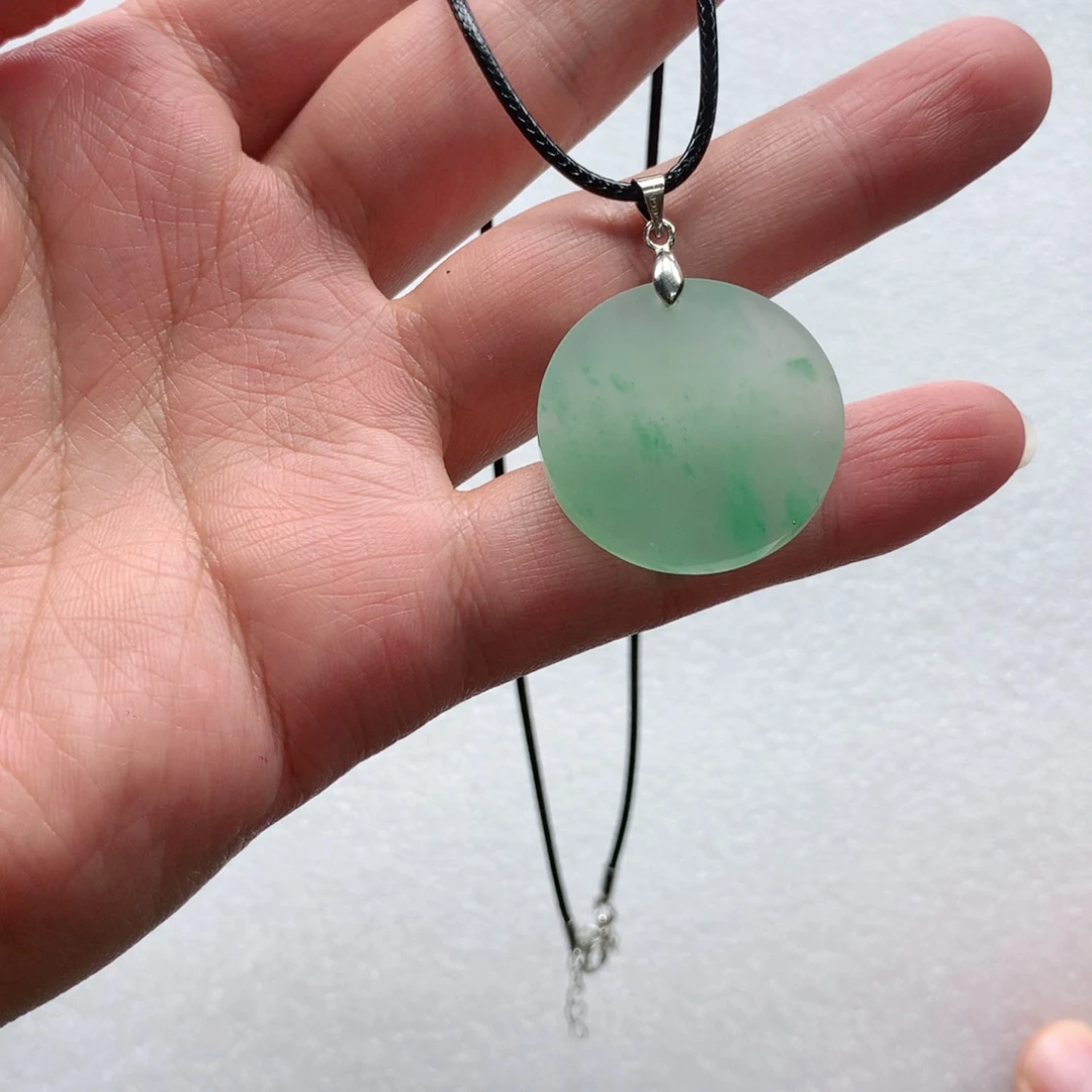 石英质玉未镶嵌吊坠青青-吊坠-多人