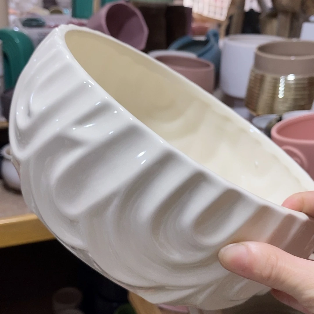 杯子陶盆有孔 瑕疵介意勿拍