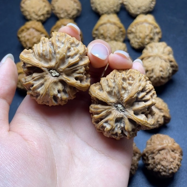 吊坠文玩核桃44苹果园