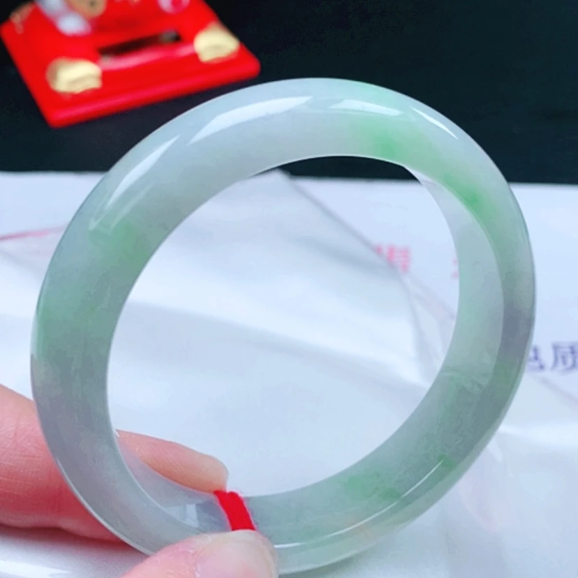 【闪购商品】翡翠手镯未镶嵌57圈