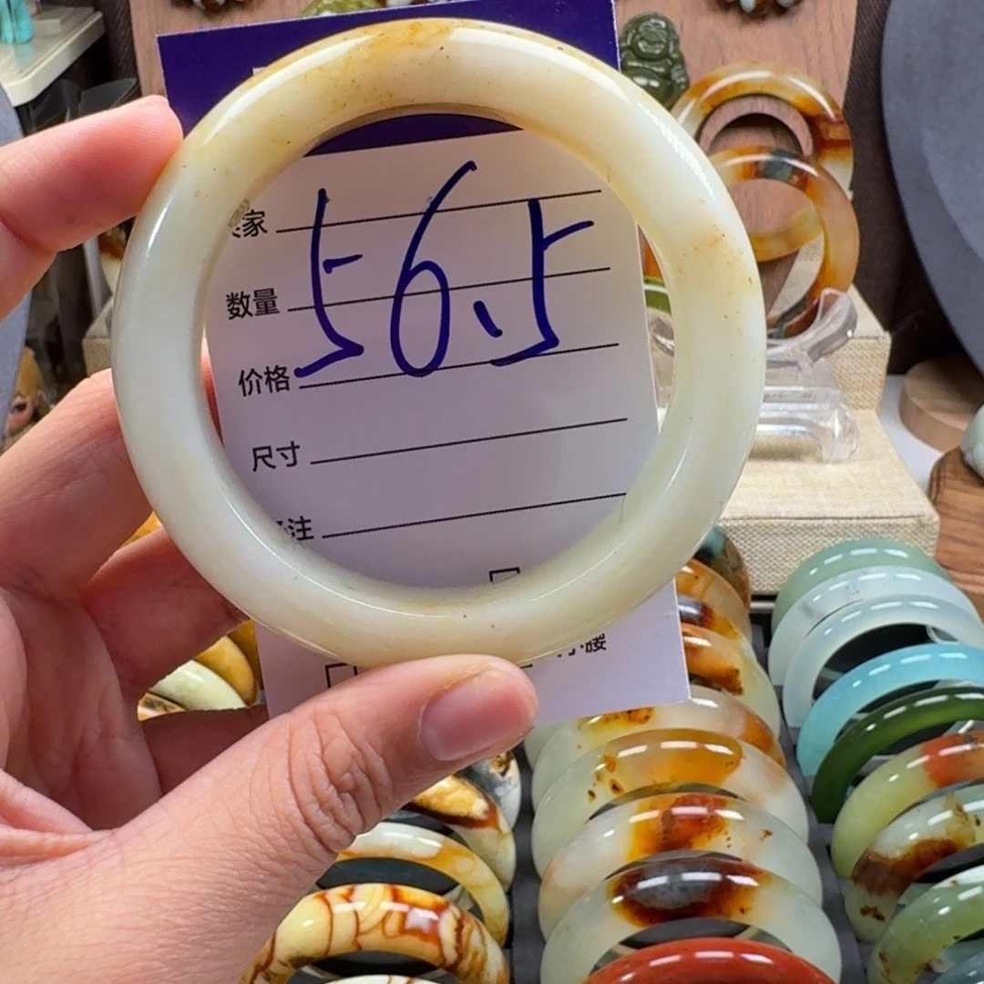 蛇纹石玉未镶嵌48h