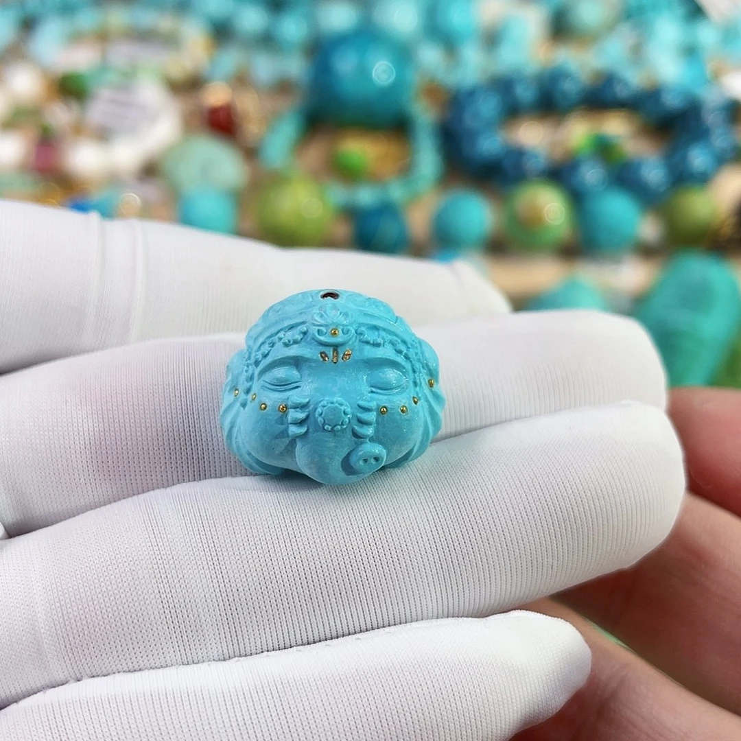 绿松石未镶嵌珠宝奇石