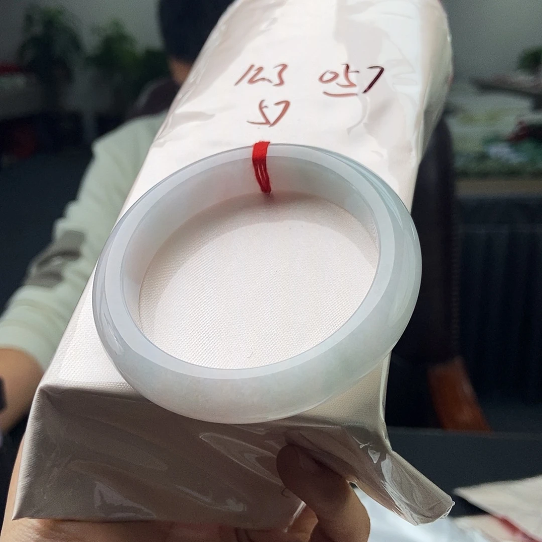 翡翠未镶嵌手镯拍一发一