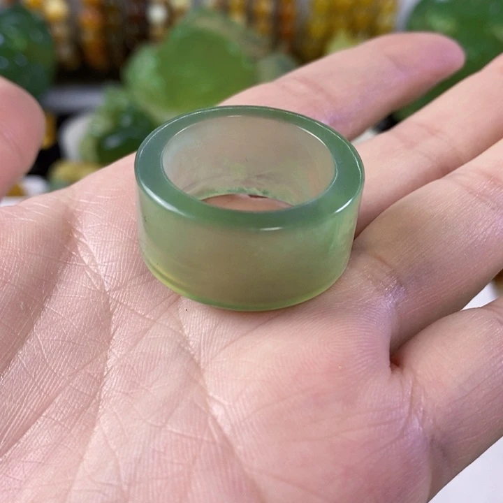 未镶嵌岫玉戒指戒指