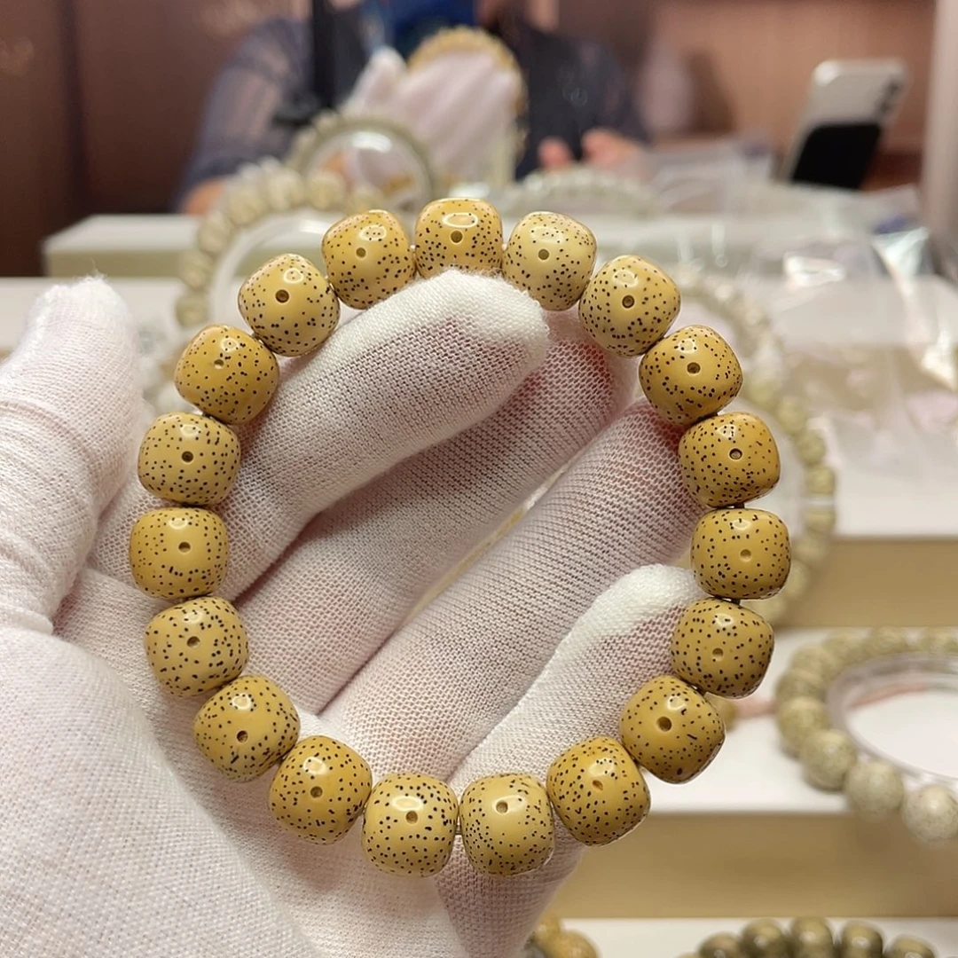 星月菩提吊坠12/11原生态细星鸡油黄单圈