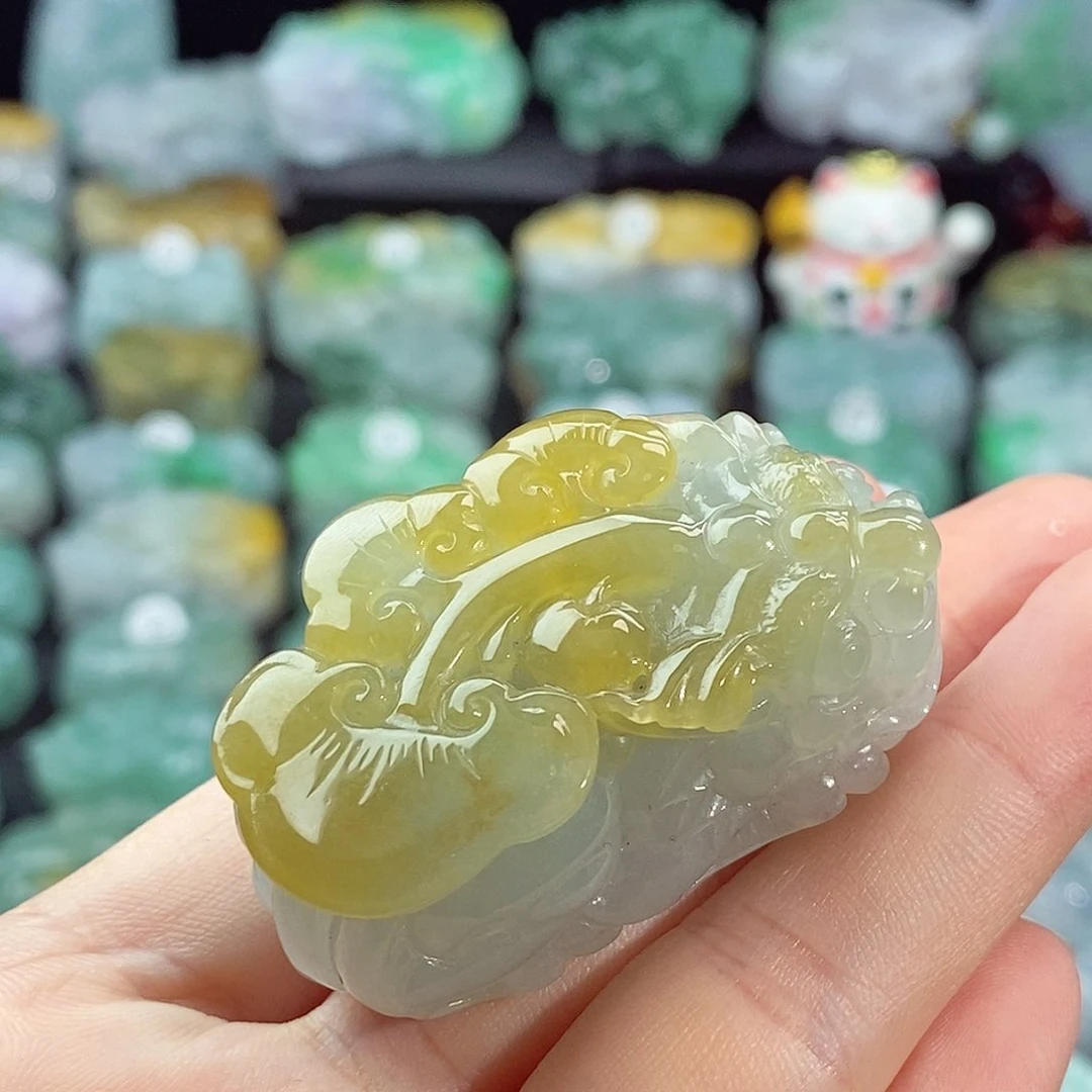 颈饰未镶嵌翡翠天然