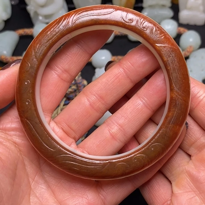 成***金和田玉未镶嵌把件