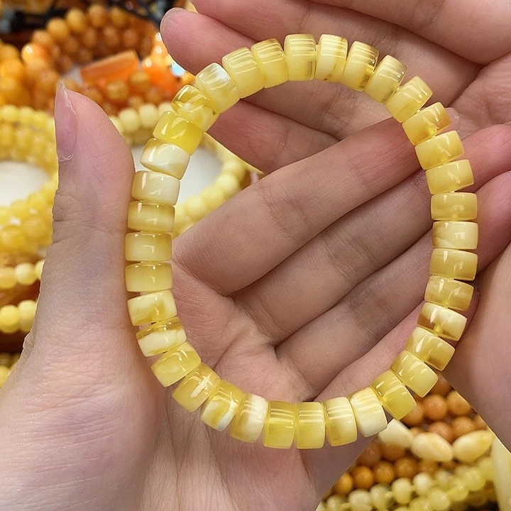 蜜蜡未镶嵌珠宝奇石