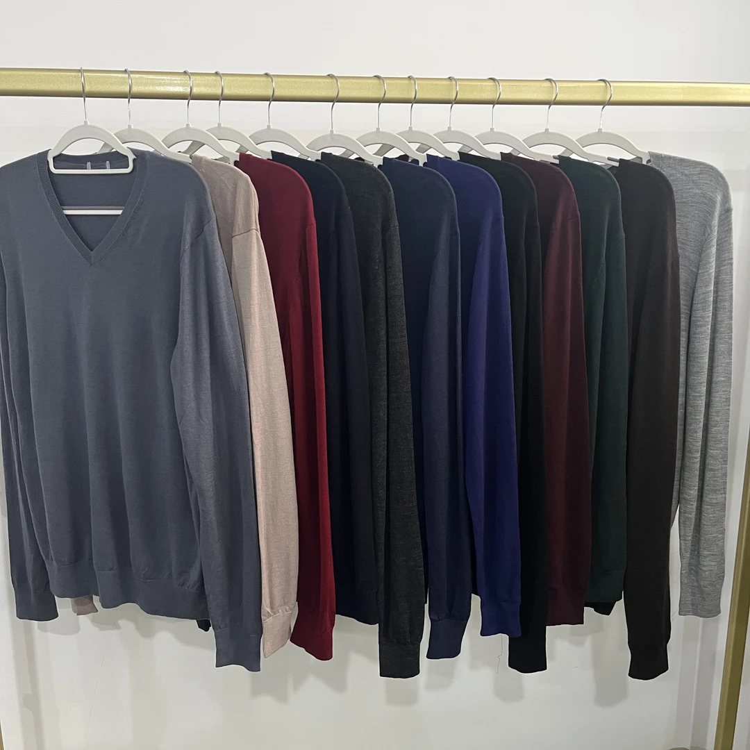 A1101 男士超多颜色简约款鸡心领百搭针织衫