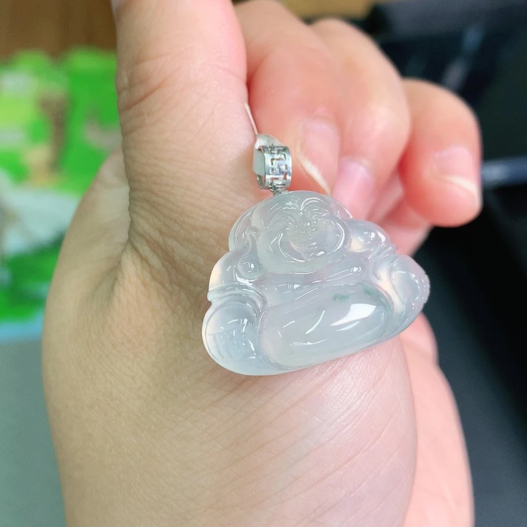 翡翠颈饰18K金镶嵌高冰飘绿佛公23*29*5.4