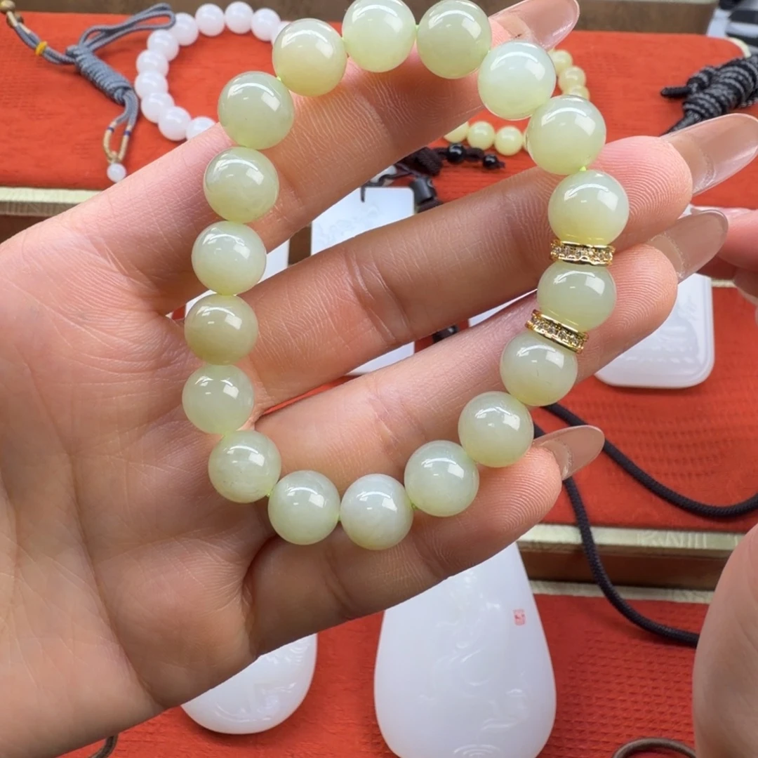 和田玉（糖玉）未镶嵌颈饰