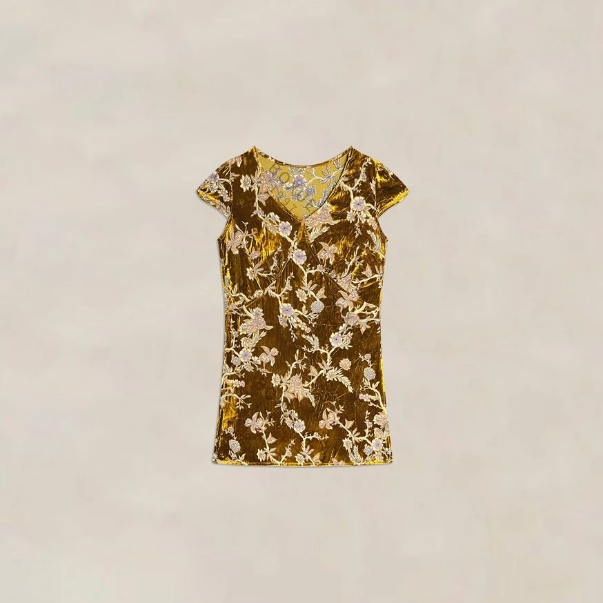 BOXU”金绣”2025夏季新款高级感小花轻奢T恤开叉透气人丝短袖上衣