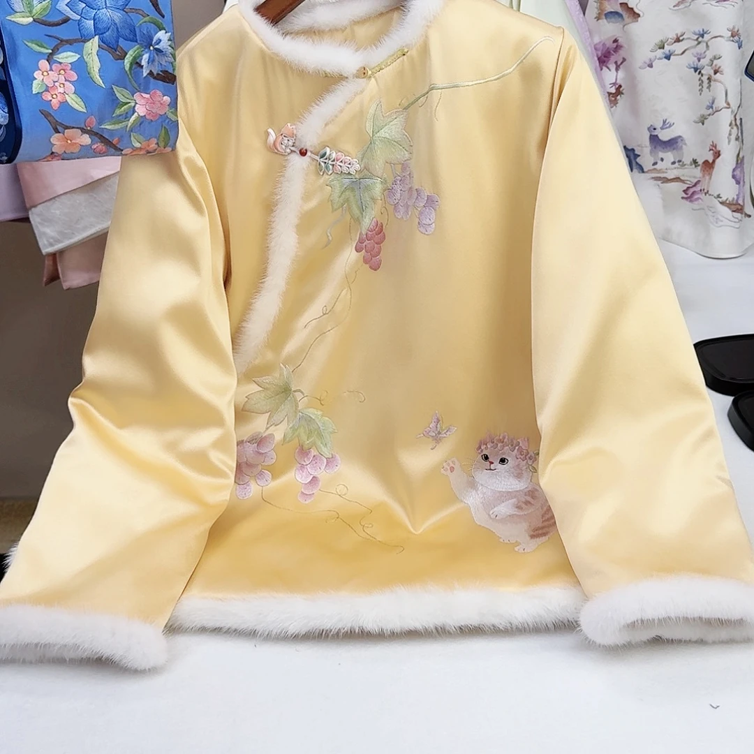 织绣真丝猫咪款棉服