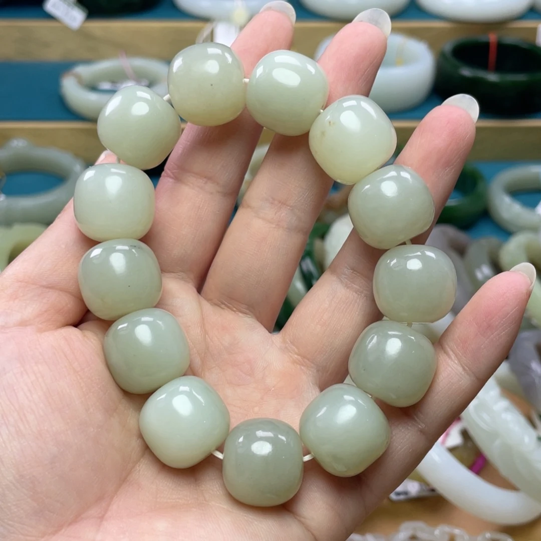 未镶嵌手串和田玉