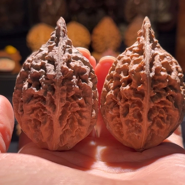 文玩核桃吊坠娇美楸24