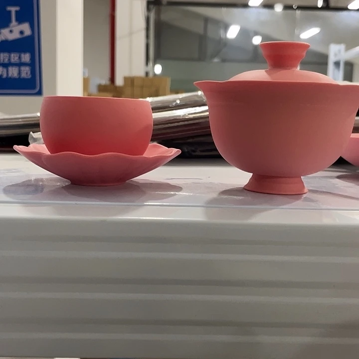 扭扭捏捏那男男女女