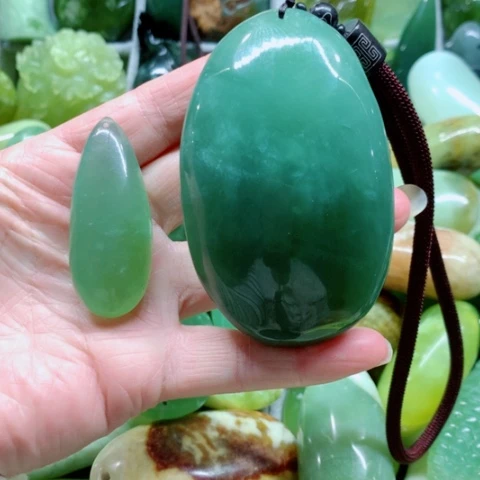 螃***壳玉天然原石手工雕刻