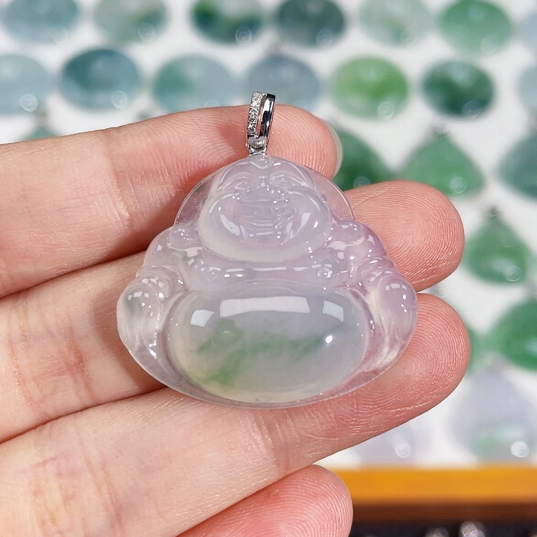 颈饰18K金镶嵌翡翠吊坠