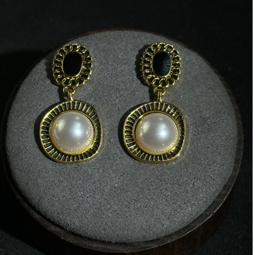 铜合金仿珍珠耳饰 【鎏瑾】气质时尚轻奢小众简约耳饰