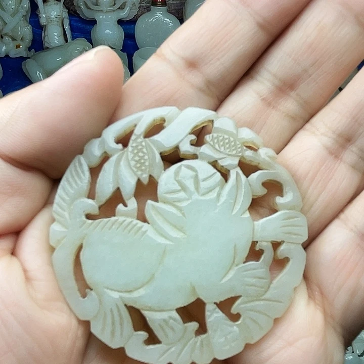 和田玉（青白玉）未镶嵌颈饰