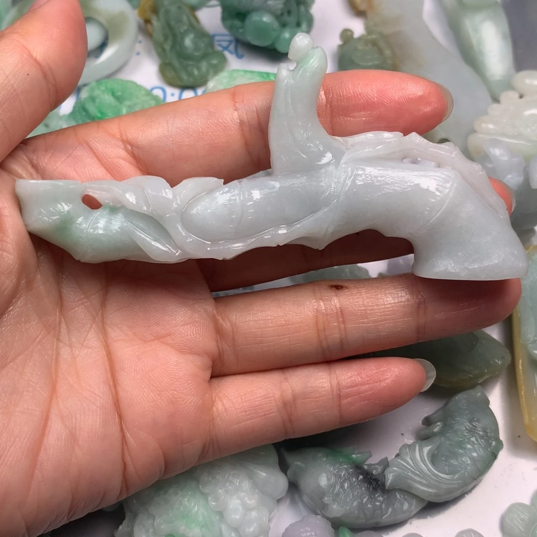 定制翡翠未镶嵌翡翠