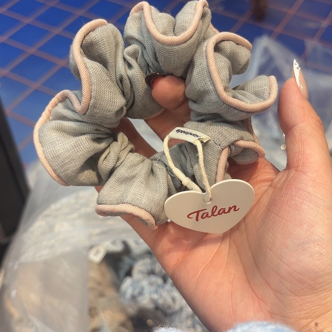 布艺非金属灰粉色