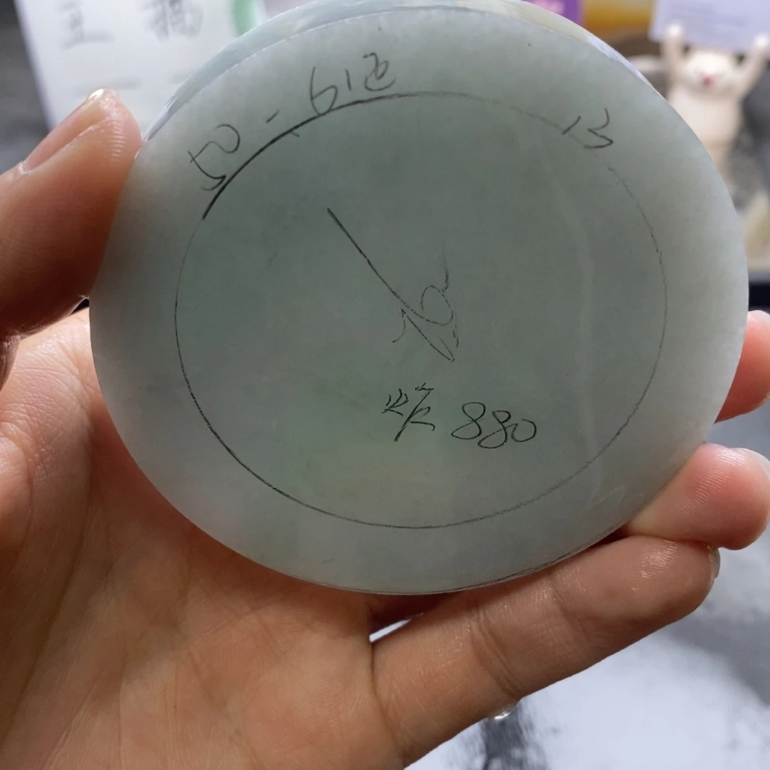 定制翡翠未镶嵌翡翠手镯