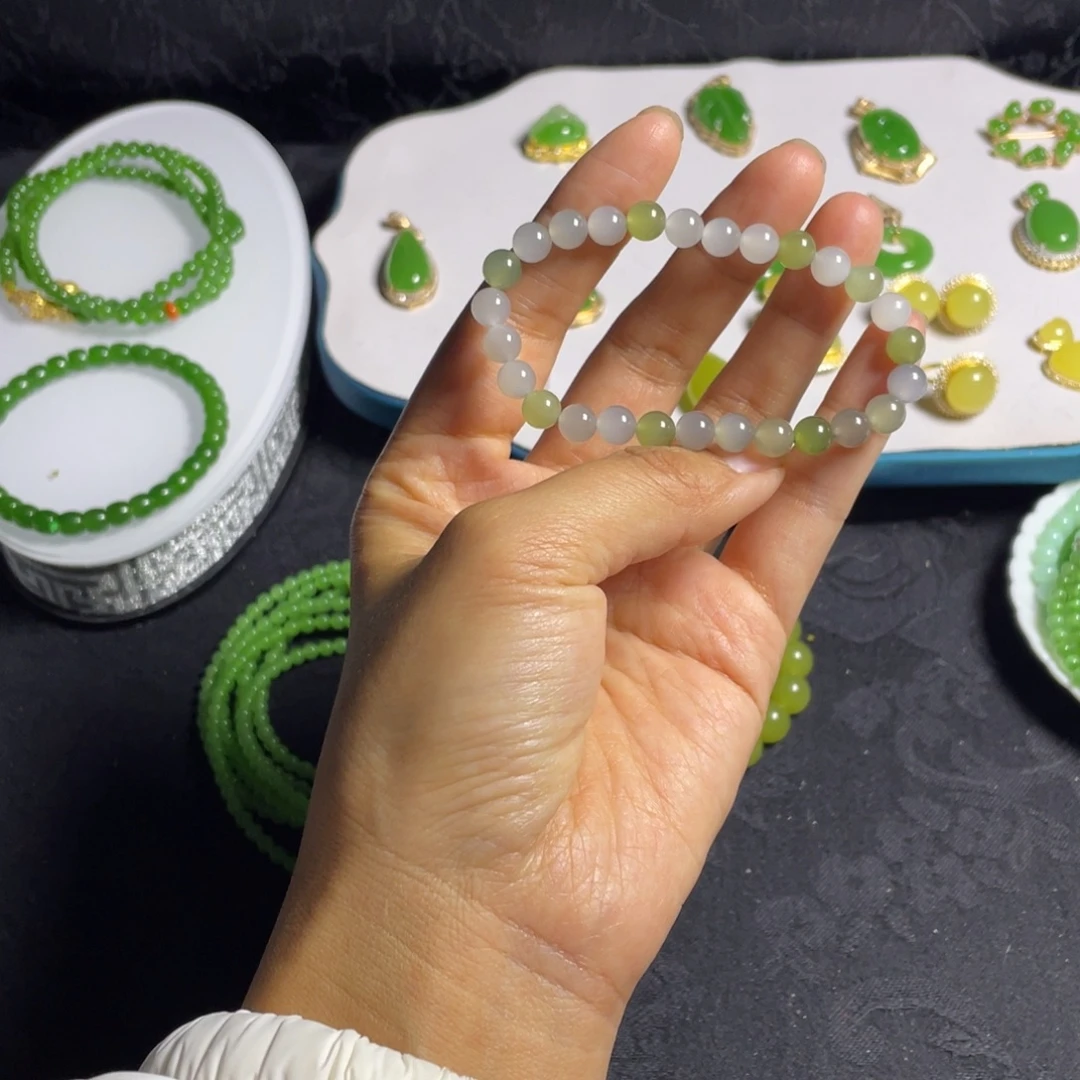 和田玉未镶嵌手串