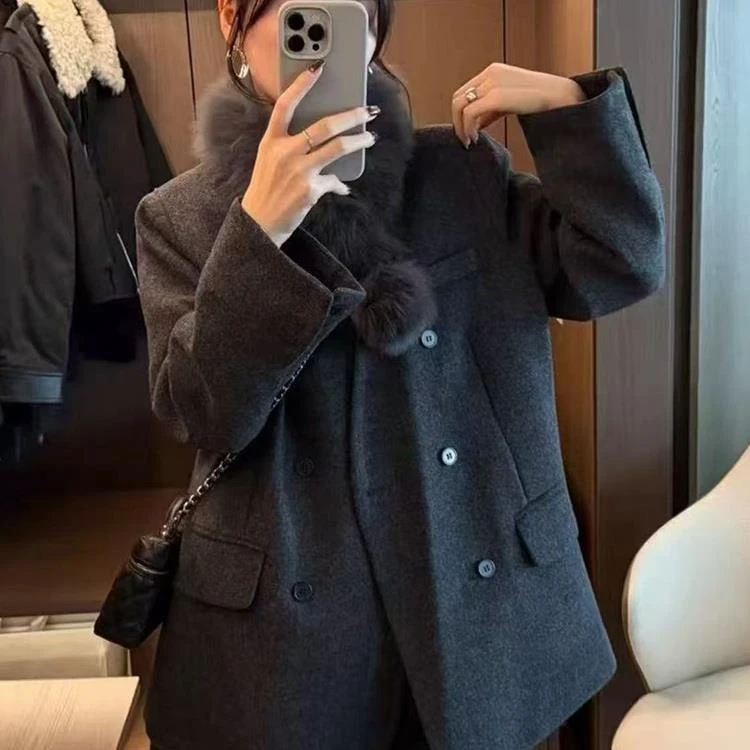 韩版高级感毛领+西装羽绒服女2025冬季新款宽松显瘦百搭小众上衣