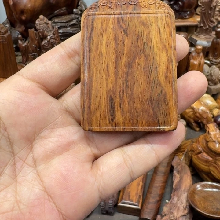 七***游有机玻璃小件物品的销售
