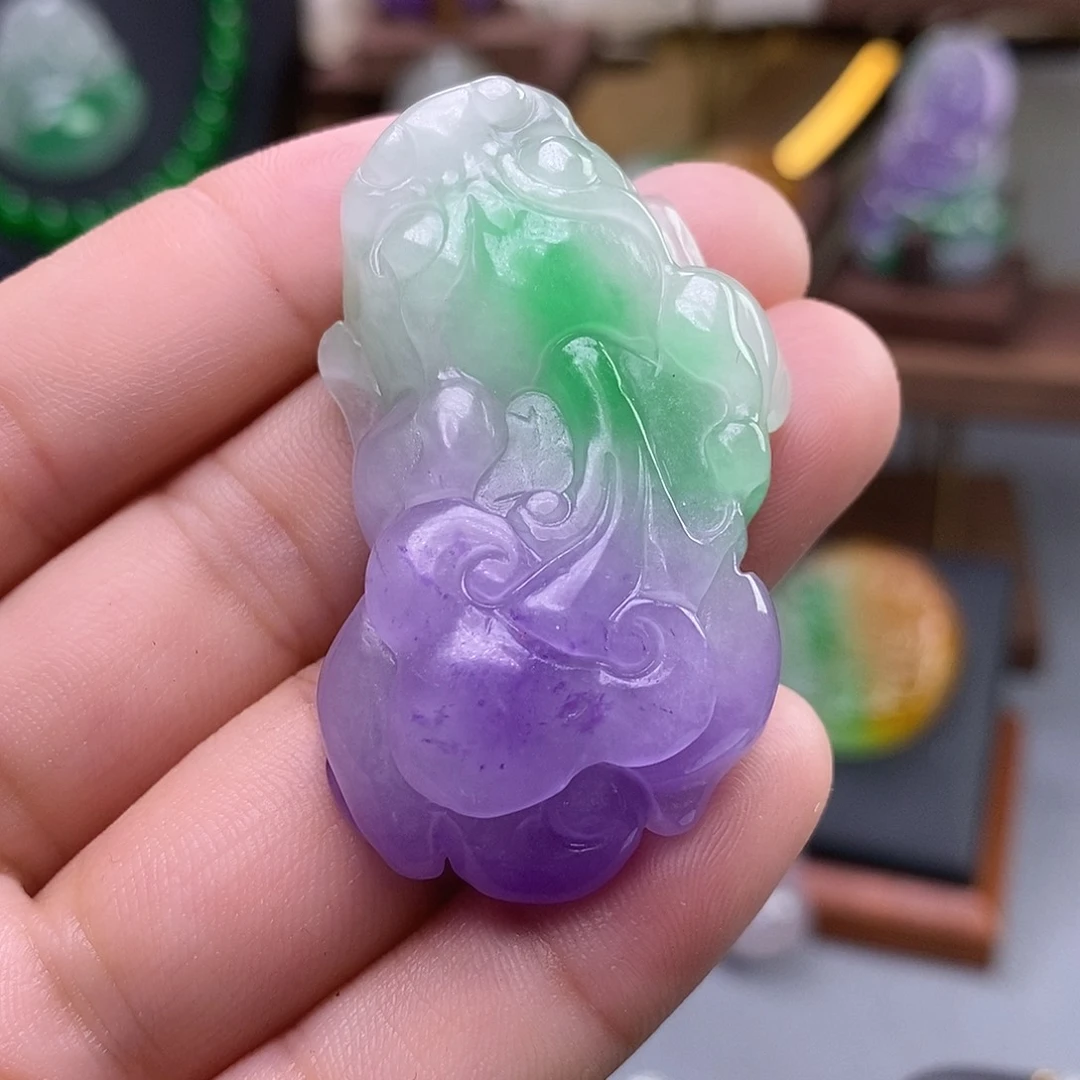 吊坠(赠链)未镶嵌翡翠