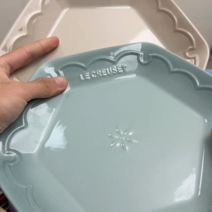 瓷片微瑕2个9英寸雪花盘