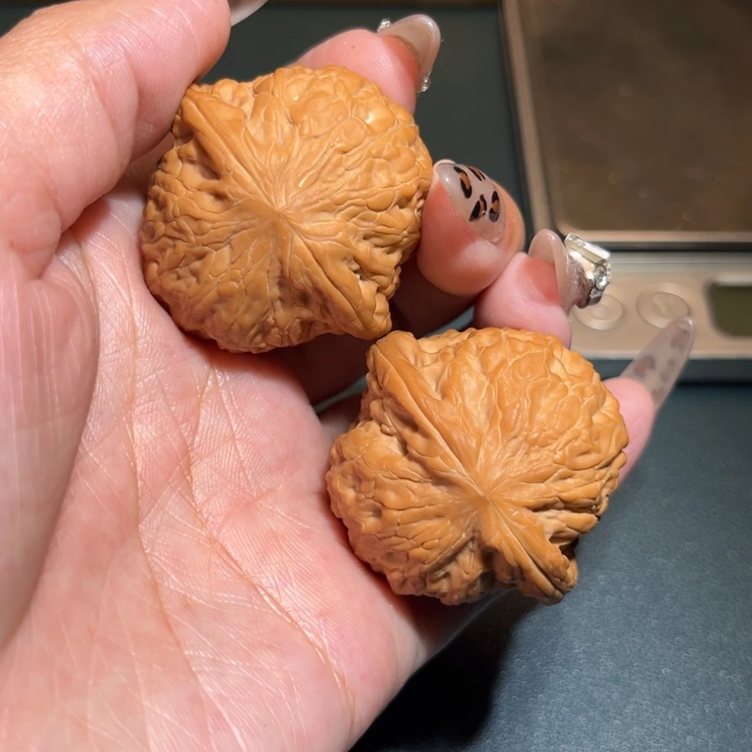 文玩核桃吊坠铁锤39