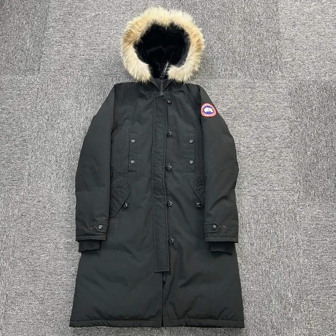 95新 CANADA GOOSE xs码/纽扣女款派克羽绒服/如图/06890