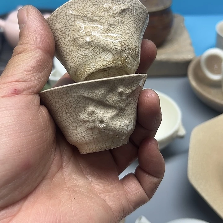 微瑕……………………….2只