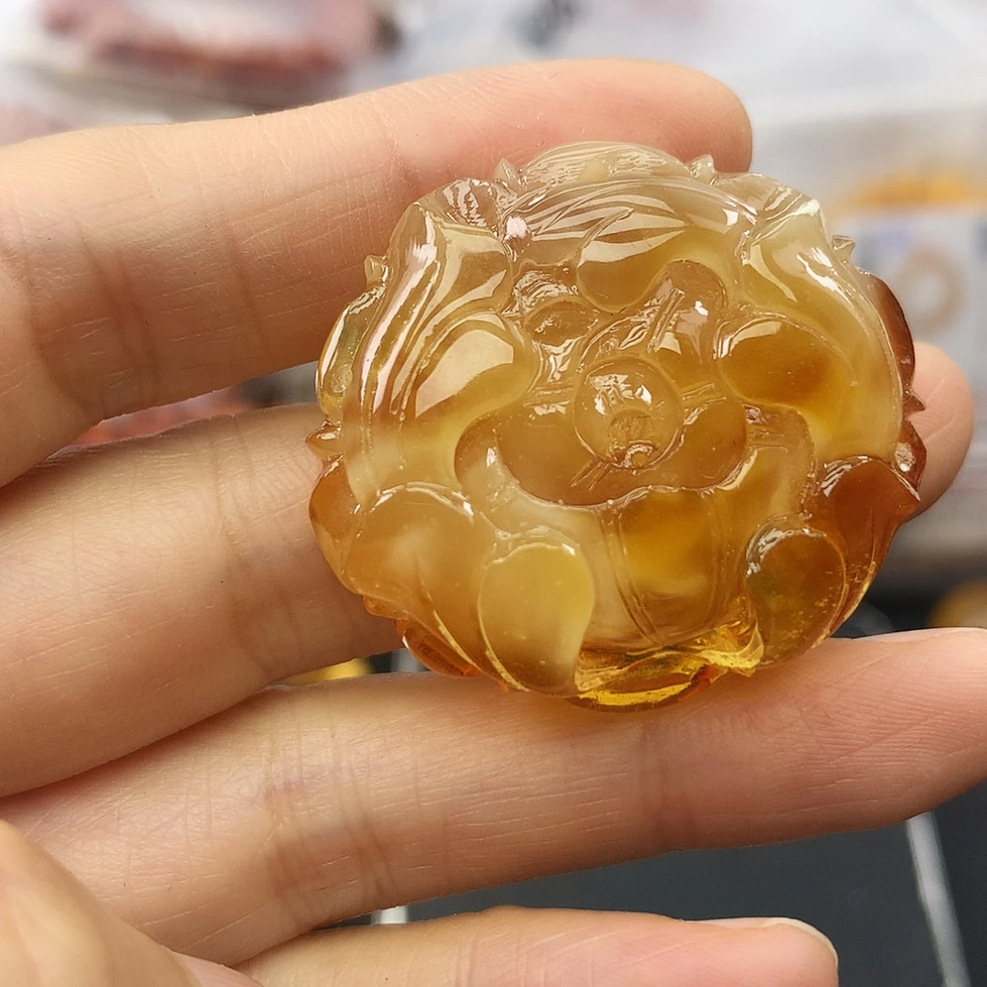 琥珀未镶嵌珠宝奇石