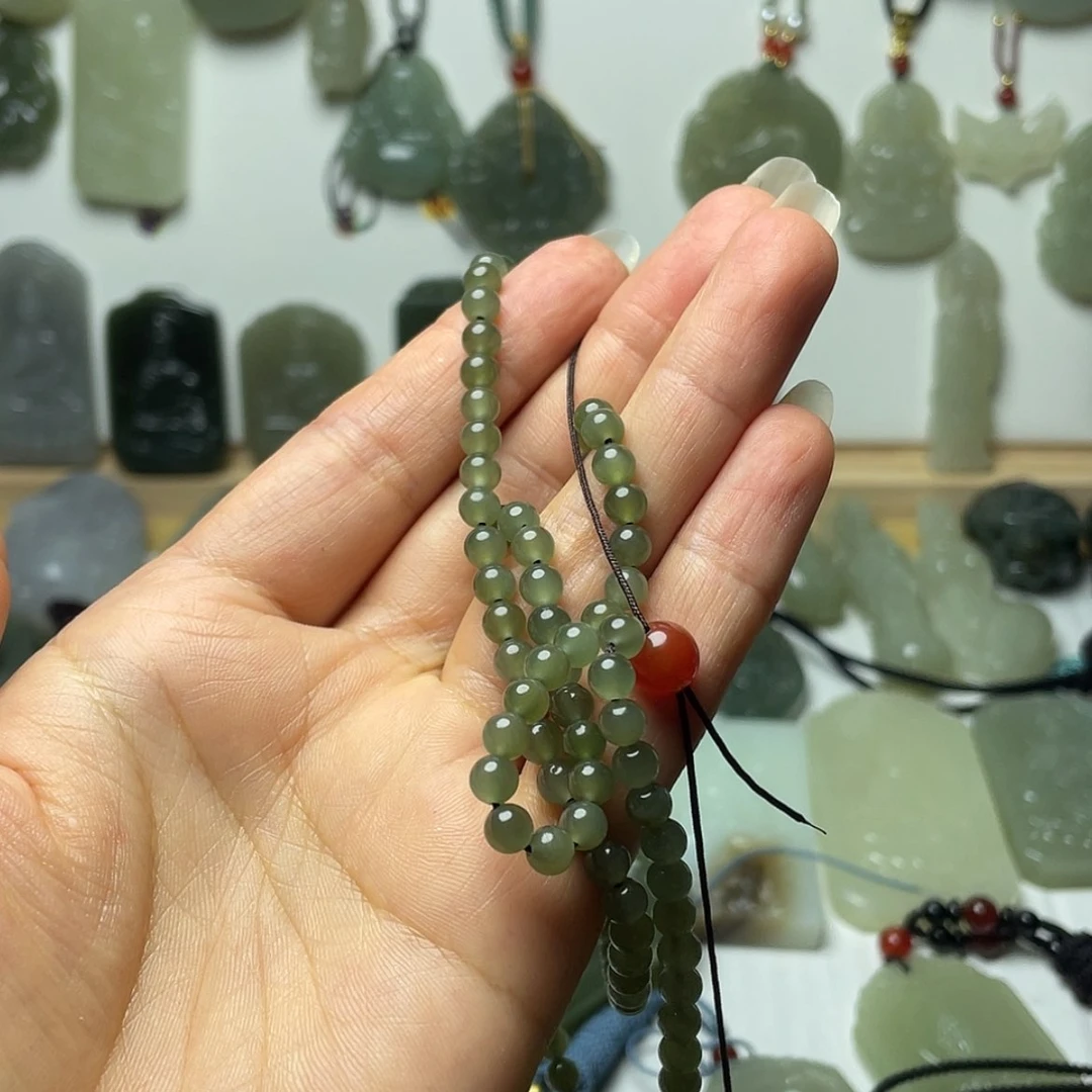 【闪购商品】和田玉未镶嵌车挂秋**