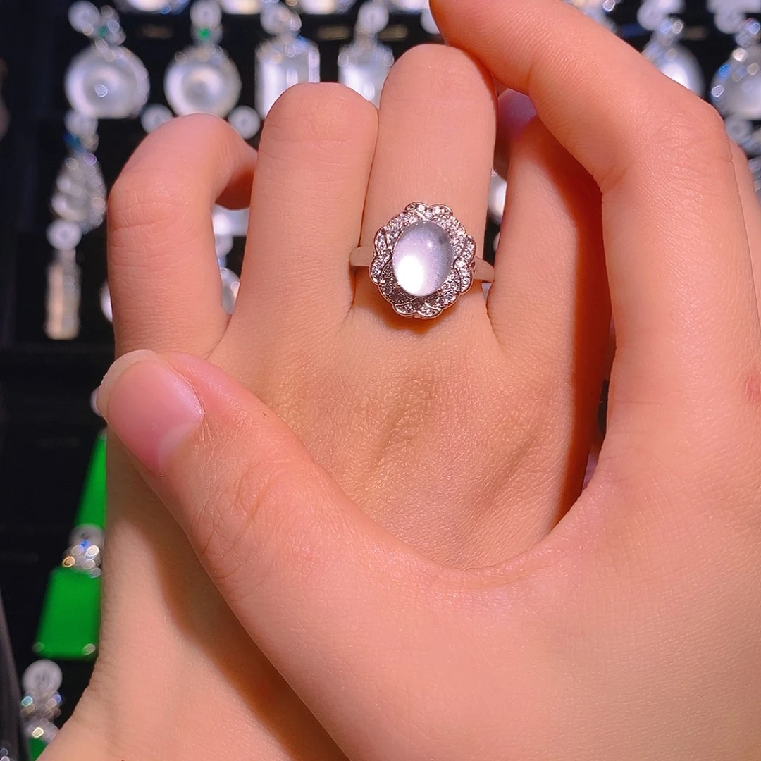 锆石铜合金白富美