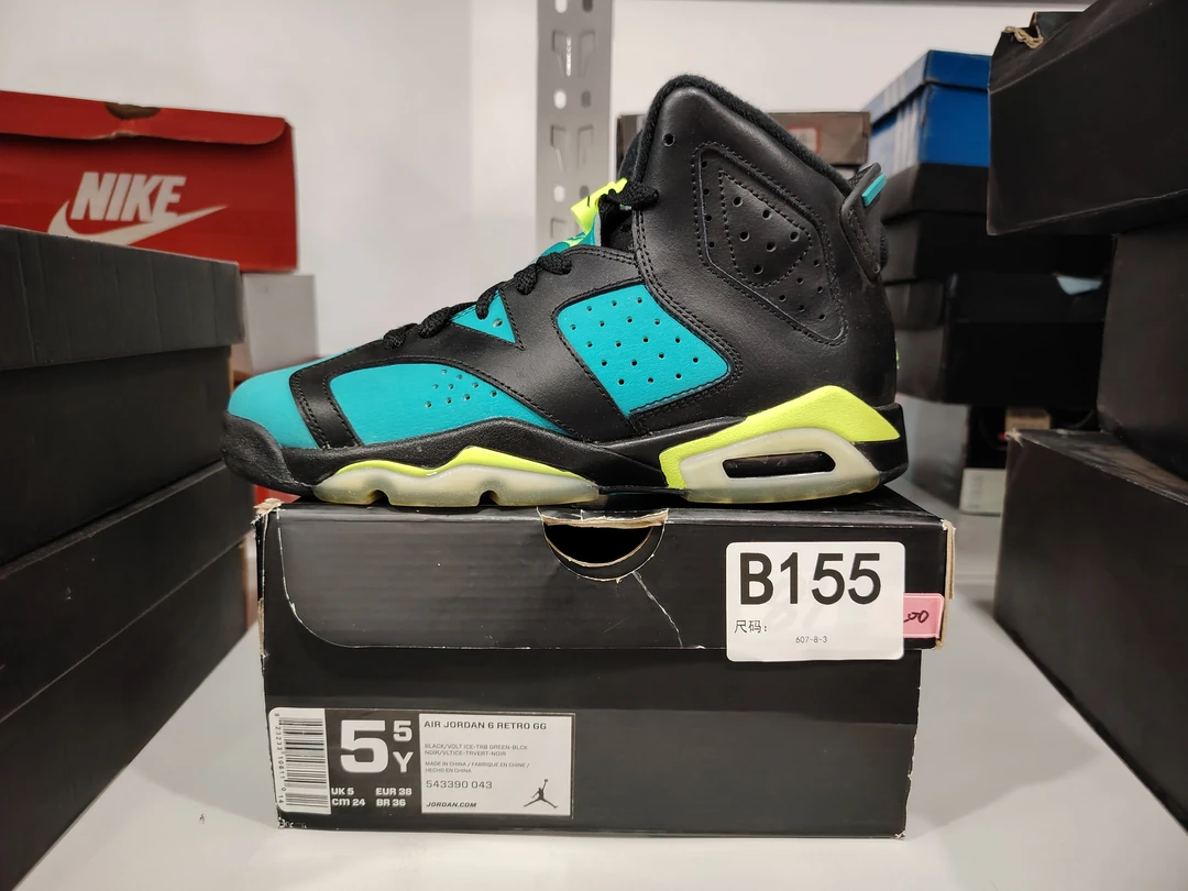 nike aj6 黑绿 全新原盒 38码 10.25 guai B155