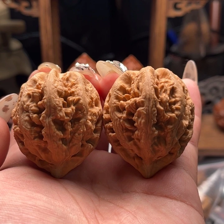 浮***白把件文玩核桃楸大胖43