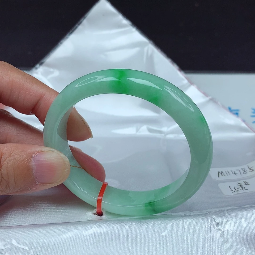 翡翠未镶嵌手镯55贵4785