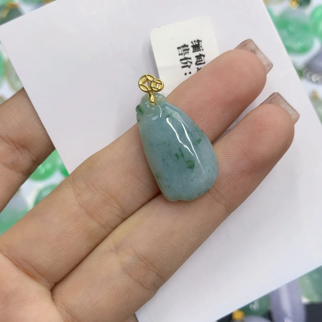 颈饰18K金镶嵌翡翠翡翠