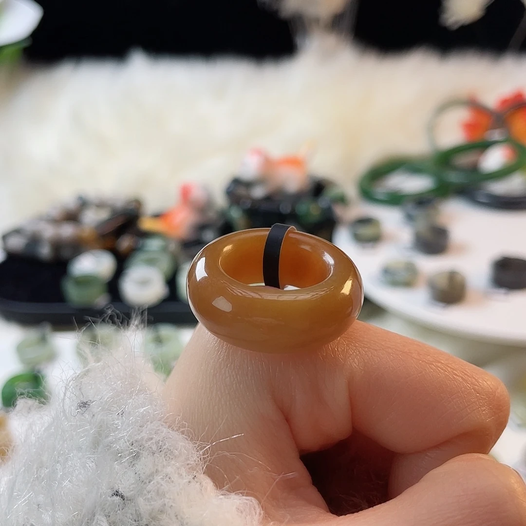 和田玉未镶嵌戒指k52黄金糖轮胎17.2mm